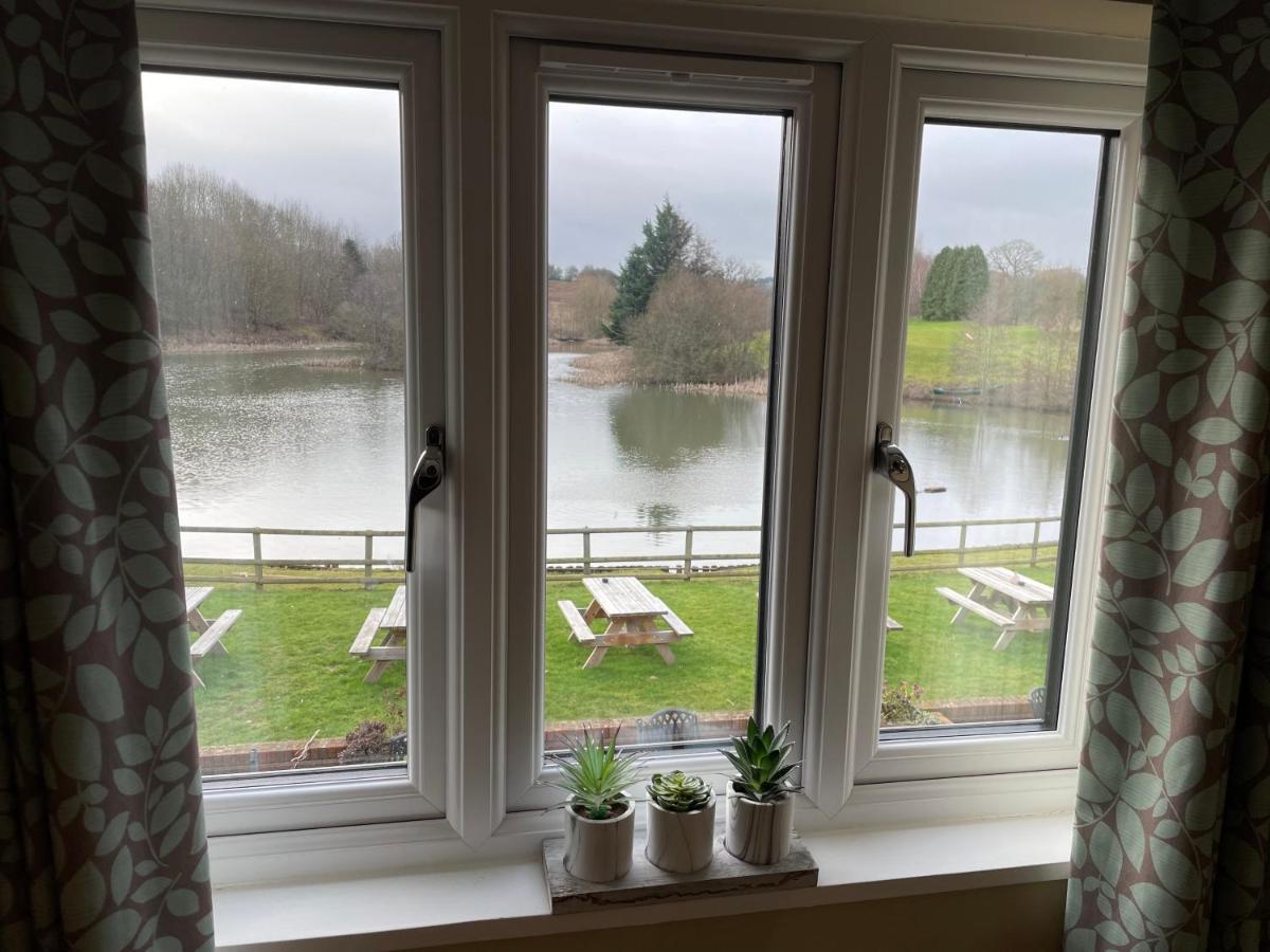 Cadmore Lodge Bed & Breakfast Tenbury Εξωτερικό φωτογραφία
